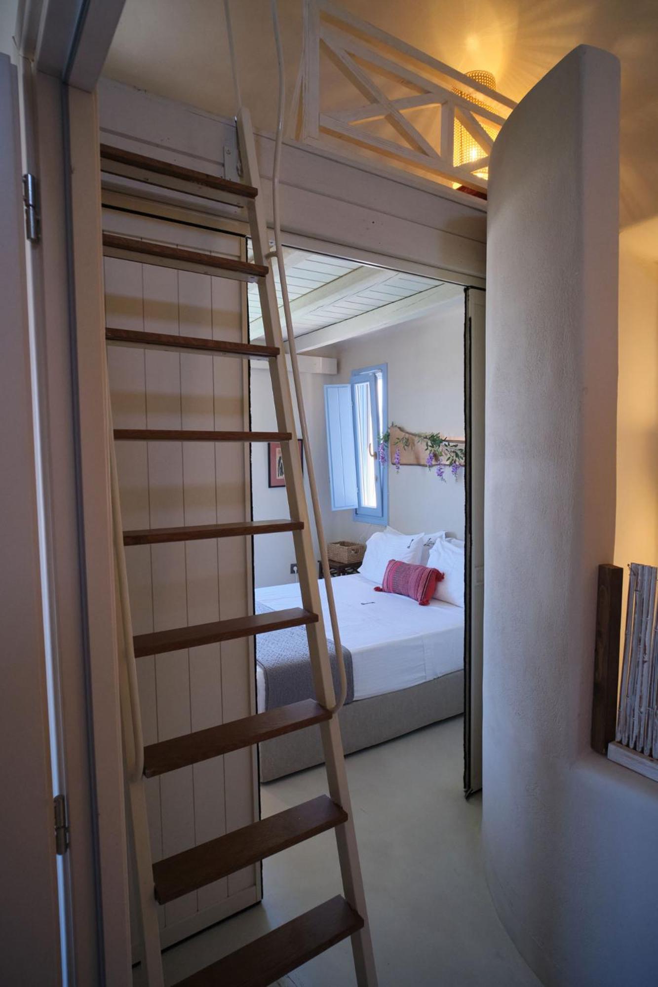 Pink Freud Villas Santorini 伊亚 外观 照片